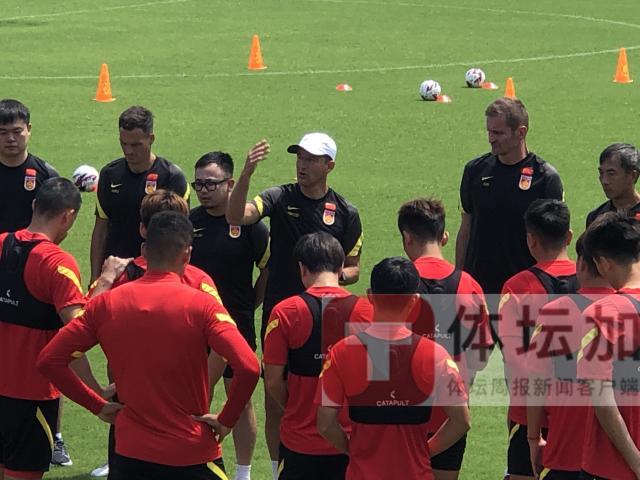 开云APP下载-备战日本国足先纠错 技战术训练重点攻克由守转攻