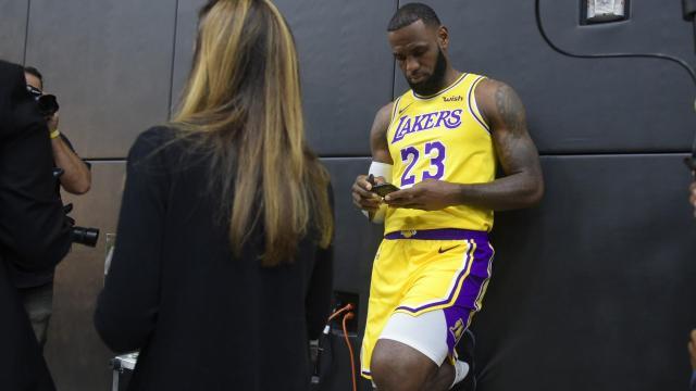 1652880347135097287.jpg lebron-james-05162022-ftr-getty.jpg